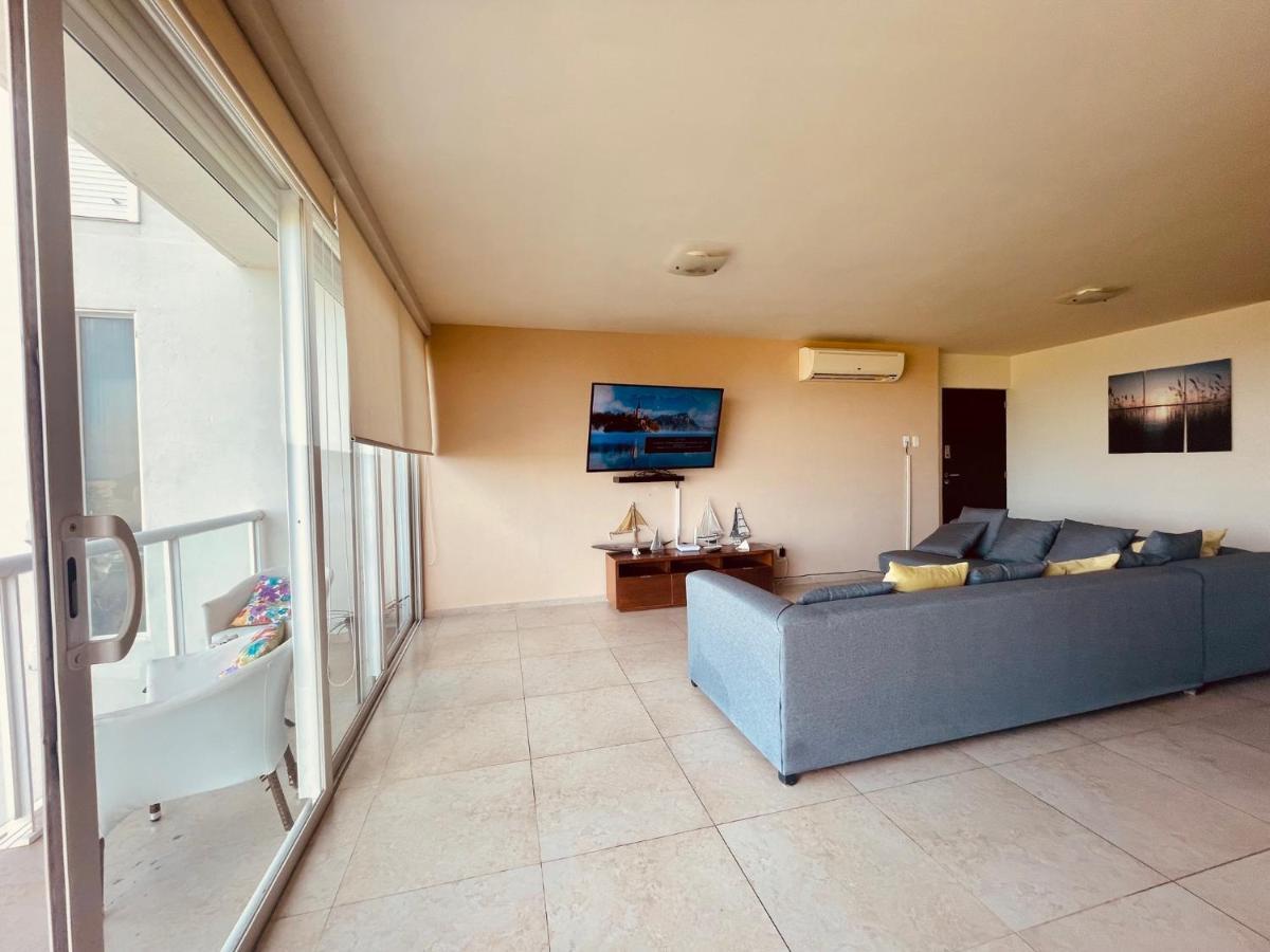 Punta Me Luxury Apartments Ocean View & Beach Front In Amara カンクン エクステリア 写真